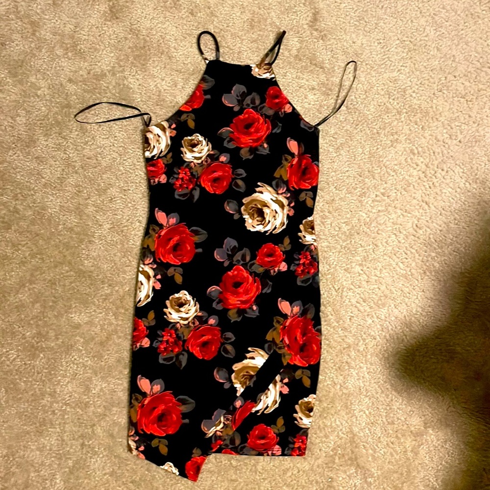 Floral Agaci halter dress size Small